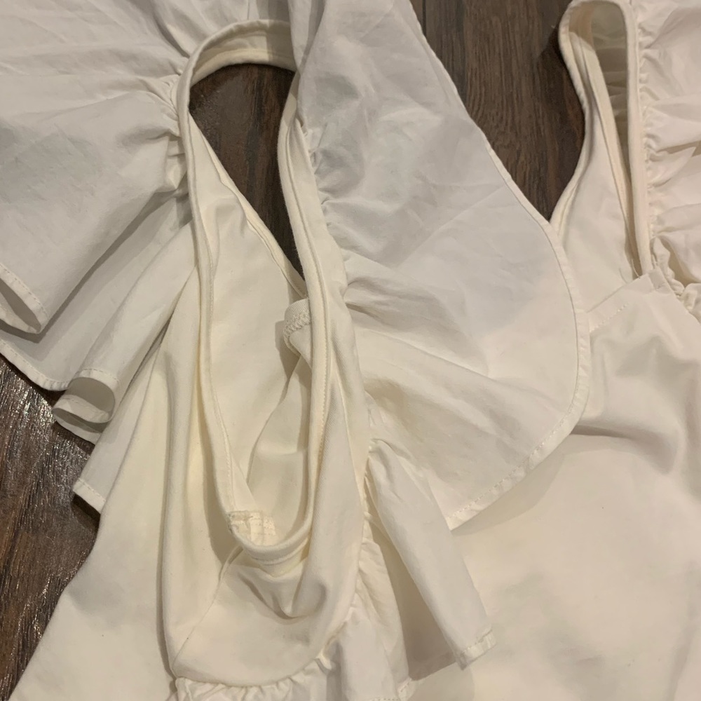 BP Ruffle Sleeve Bodysuit - Picture 4 of 13
